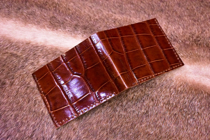 Simple Bifold Wallet - Crocodile Red