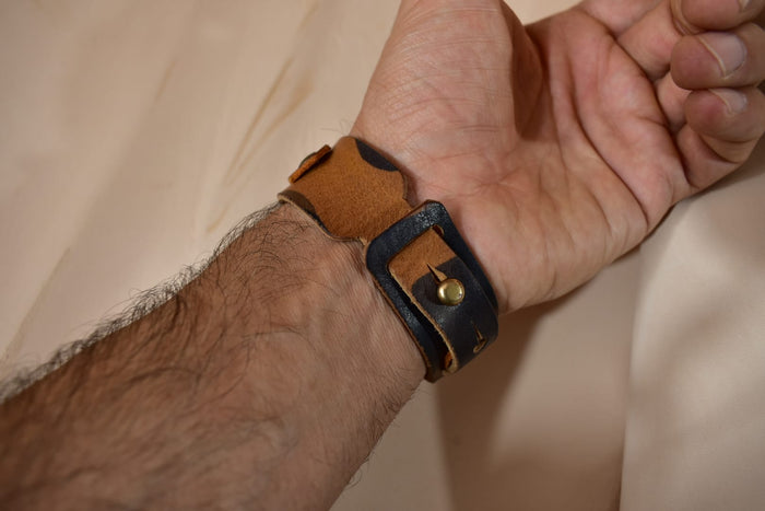 Weaved Interlocking Bracelet - Yellow Camouflage