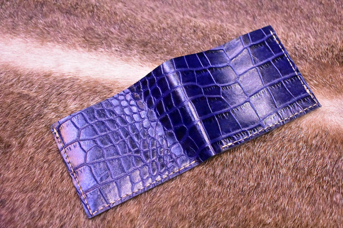 Simple Bifold Wallet - Crocodile Blue