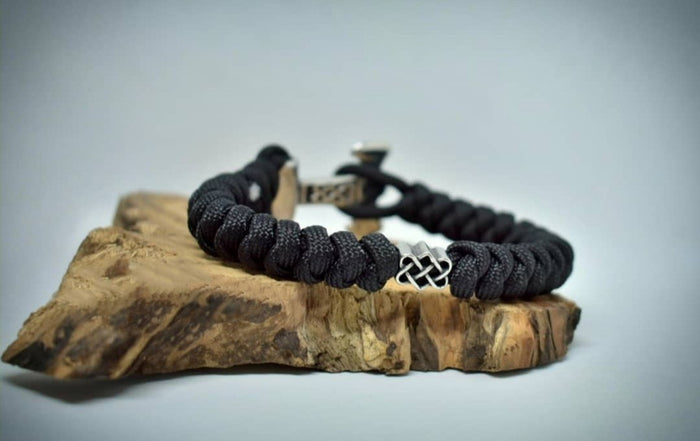 Paracord Bracelet with Stainless Steel 